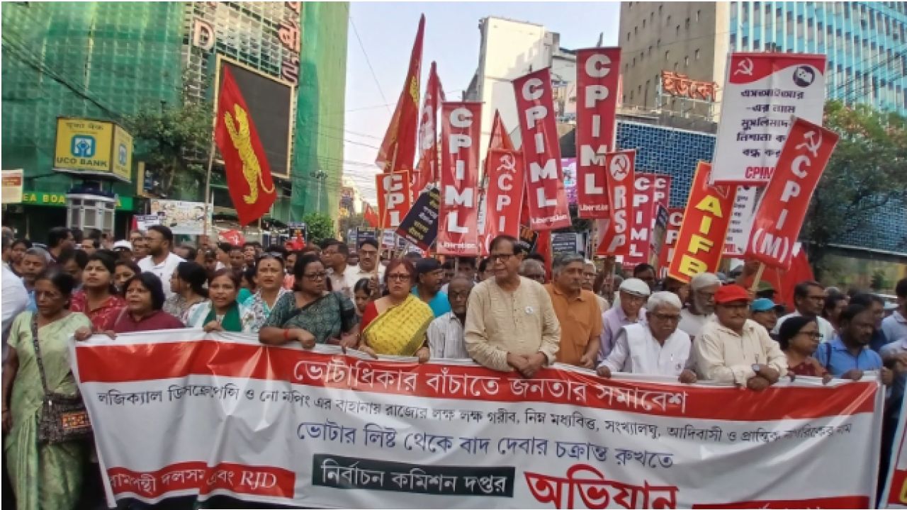 সিইও-র দেখা না পাওয়া পর্যন্ত অনড় বামেরা! রাতভর রাস্তায় মীনাক্ষী-সেলিমরা, ধরনায় এভারেস্ট জয়ী পিয়ালীও