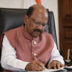 ভোটের মুখে বড় ধামাকা! ইস্তফা দিলেন রাজ্যপাল সিভি আনন্দ বোস, দিল্লিতে রাষ্ট্রপতি ভবনে পদত্যাগপত্র জমা