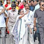 কলকাতার রাজপথে মেগা-শো! ভোট-প্রচারের শেষবেলায় যাদবপুর টু ভবানীপুর মহামিছিল মমতার