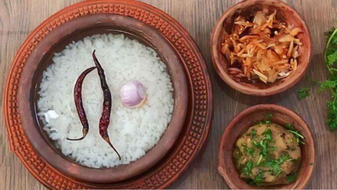 অসহ্য গরমে শরীর জুড়াবে পান্তা ভাত! এর জাদুকরী পুষ্টিগুণ জানলে আজই পাতে রাখবেন