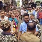 বালিতে ইভিএম বিভ্রাট ঘিরে তুমুল উত্তেজনা, পরিস্থিতি সামলাতে কেন্দ্রীয় বাহিনীর লাঠিচার্জ, গ্রেপ্তার ২