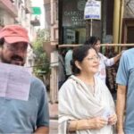 ‘দেশ আমাকে উদ্ধার করতেই হবে’, ইভিএম বিভ্রাটে ভোট না দিয়েই ফিরলেন চিরঞ্জিৎ!