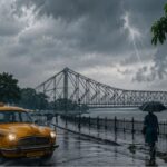 দক্ষিণে বৃষ্টি হলেও কমবে না প্যাচপ্যাচে গরম, জোড়া ঘূর্ণাবর্তের জেরে উত্তরে অতি ভারী দুর্যোগের খাঁড়া!