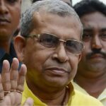 ৫ লক্ষ টাকা নিয়ে চাকরি দেওয়ার অভিযোগ, দু'মাসেই ছাঁটাই; বিতর্কের কেন্দ্রে প্রাক্তন মন্ত্রী