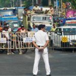 শনিবার বিকেল থেকেই শহরে চলাচলে বড় ধাক্কা, একাধিক রাস্তায় সম্পূর্ণ বিধিনিষেধ