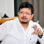 মমতা-অভিষেককে বাদ দিয়েই ‘আসল’ তৃণমূল? নাম-প্রতীক নিয়ে কমিশন দরবারে বিস্ফোরক ঋতব্রত!