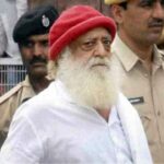 ৯০ বছরের ধর্ষক আসারামের ‘অসুস্থতার নাটক’ ধরল শীর্ষ আদালত, জামিন খারিজ করে কী বার্তা দিল সুপ্রিম কোর্ট?
