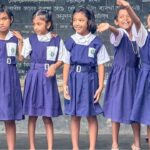 বিদায় নিচ্ছে নীল-সাদা? ২০২২-এর আগের ইউনিফর্ম ফিরিয়ে আনতে সমীক্ষার নির্দেশ শিক্ষাদপ্তরের