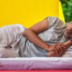 ‘দেশে সব বিকিয়ে গিয়েছে!’ অনশন মঞ্চ থেকে মোদী ও বিরোধীদের তোপ সোনমের