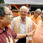 গেরুয়া পাঞ্জাবিতে তৃণমূলের ধর্না মঞ্চে মদন মিত্র! কুণাল ঘোষের মারাত্মক খোঁচায় শোরগোল!