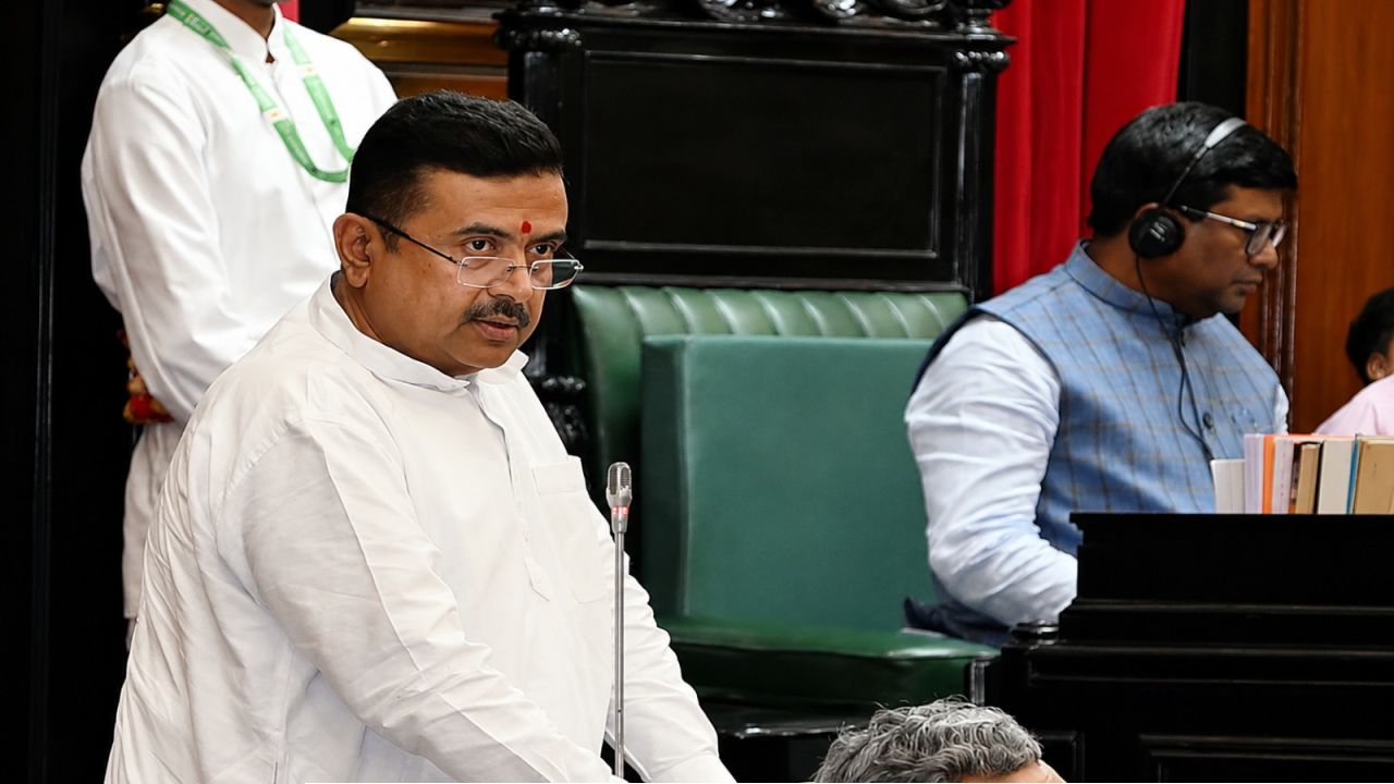 বক্তাদের তালিকা নিয়েই নতুন বিতর্ক! বিধানসভায় তৃণমূলের দুই শিবিরকে কড়া বার্তা শুভেন্দুর