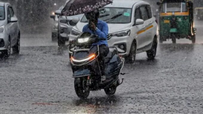 WEATHER UPDATE: আজই তৈরি হচ্ছে নতুন নিম্নচাপ! পুজোর আগেই কি ভয়ঙ্কর দুর্যোগের কবলে পড়তে চলেছে বাংলা?