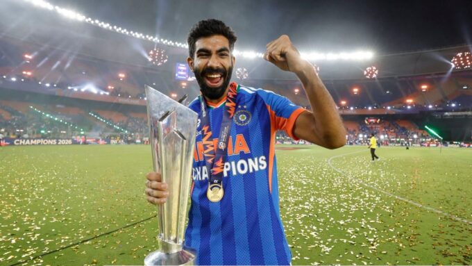 Jasprit Bumrah : আফগানদের বিরুদ্ধে ভারতীয় দলে বুমরা, চোটের ধাক্কায় ছিটকে গেলেন হর্ষিত