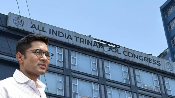 Calcutta High Court:আপাতত ছাড়তে হচ্ছে না ক্যামাক স্ট্রিটের কার্যালয়! দমকলের নোটিসে কলকাতা হাইকোর্টের স্থগিতাদেশ