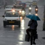 Weather Update: ধেয়ে আসছে গভীর নিম্নচাপ, পুজো কেনাকাটায় কি জলছবি?