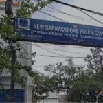 New Barrackpore: কোলে শিশু, পথচলতি গৃহবধূকে টেনে জড়িয়ে ধরার চেষ্টা! প্রতিবাদে থানা ঘেরাও