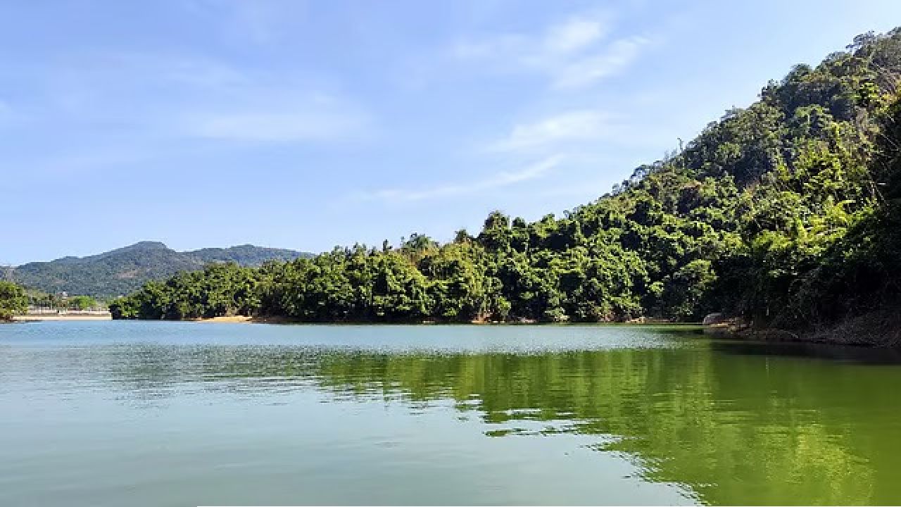 Travel: পুজোর ভিড় এড়িয়ে প্রকৃতির মাঝে ছুটি কাটাতে চান? জঙ্গল-পাহাড়-মহানদীর এই ঠিকানায় মিলবে অ্যাডভেঞ্চার আর শান্তি