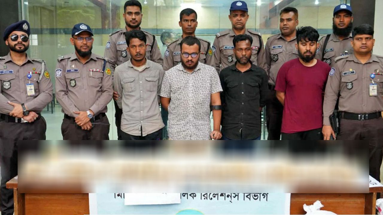 কবর খুঁড়ে লাশ তুলে কঙ্কাল বিক্রি! ঢাকায় ভয়ংকর চক্রের সন্ধান, জড়িত ২ মেডিকেল পড়ুয়া