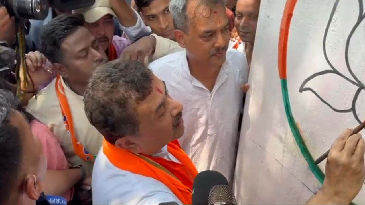 ভবানীপুরে শুভেন্দু-ঝড়! মমতার গড়ে প্রথম প্রচারেই ওপেন চ্যালেঞ্জ, উত্তেজনায় ফুটছে হাই-ভোল্টেজ কেন্দ্র