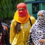 বঙ্গে আবহাওয়ার দ্বিমুখী চাল: উত্তরে বৃষ্টির দাপট, দক্ষিণে ৪০ ডিগ্রি ছাড়াবে পারদ