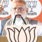 ‘খেলাম আমি, ঝাল লাগল তৃণমূলের!’ কৃষ্ণনগরের জনসভা থেকে ‘ঝালমুড়ি’ খোঁচায় দিদিকে তুলোধোনা মোদীর