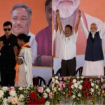 ‘৪ মে-র পর সব ফাইল খুলবে!’ পানিহাটিতে ‘অভয়া’র মায়ের মাথায় হাত মোদীর