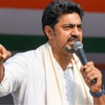 টানা প্রচার আর বৈশাখের তীব্র দহন, হেলিকপ্টারে ওঠার আগেই অসুস্থ দেব! এখন কেমন আছেন অভিনেতা?