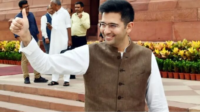 বড় ধস আম আদমি পার্টিতে! বিজেপিতে যোগ দিলেন রাঘব চাড্ডা ও আরও ৬ আপ সাংসদ