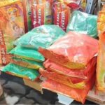 অকাল হোলির আমেজ বাজারে! সবুজ না গেরুয়া— ভোটগণনার আগে কোন আবিরের পাল্লা ভারী?