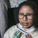 শাখাওয়াত মেমোরিয়াল স্কুলে মমতার গাড়ি ঘিরে ‘চোর চোর’ স্লোগান, রণক্ষেত্র ভবানীপুর!