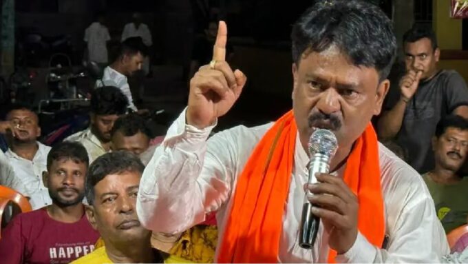 রেশন দুর্নীতিতে এবার ‘জিরো টলারেন্স’! দায়িত্ব নিয়েই অসাধু চক্র দমনে ৭ দিনের সময়সীমা খাদ্যমন্ত্রীর
