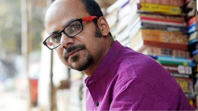 কলকাতা ছাড়ায় নিষেধাজ্ঞা! বিতর্কিত কবিতা মামলায় শর্তসাপেক্ষে জামিন শ্রীজাতর