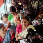 মহিলাদের থেকে টিকিট নিলেই বিপদ! বাসে আচমকা হানা দিয়ে এ কী করলেন মন্ত্রী অগ্নিমিত্রা?