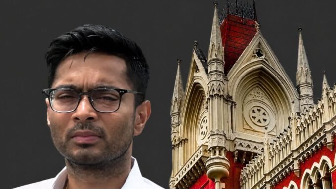 গ্রেফতারির চরম আতঙ্ক! এবার কি হাজতবাসের মুখে অভিষেক বন্দ্যোপাধ্যায়? সই জাল মামলায় কাঁপছে তৃণমূল, তড়িঘড়ি আদালতের দরজায় সাংসদ