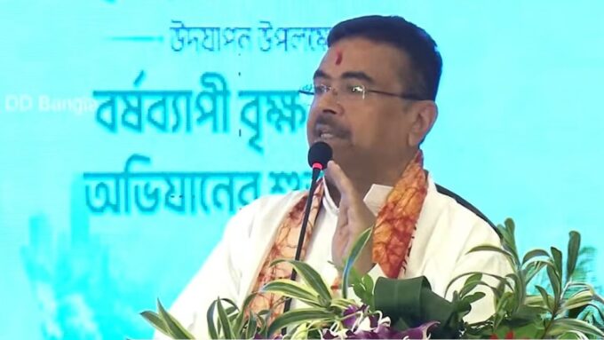 শুধু ‘খিঁচ মেরি ফটো’ নয়, গাছ লাগাতেই হবে! পরিবেশ দিবসে কড়া আইন মনে করিয়ে আবাসন শিল্পকে হুঁশিয়ারি শুভেন্দুর