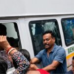 থানা থেকে বের করতেই ধেয়ে এল ডিম-টম্যাটো! গ্রেপ্তার আনন্দপুরের ত্রাস ‘বচ্চন’, পলাতক তৃণমূল কাউন্সিলরের বিলাসবহুল বেডরুমের হদিশ!