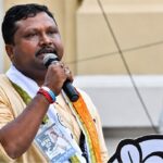 মাত্র চার দিনে ৩ উইকেট পতন! এবার সাংসদ পদ ছাড়লেন অভিষেকের ‘ডানহাত’, তবে কি দল ছাড়ছেন প্রকাশচিক?