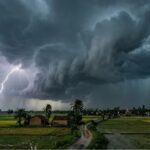 কালবৈশাখীর তাণ্ডব শেষ, শুরু বর্ষার শাসন! মেঘের উচ্চতা থেকে ধ্বংসক্ষমতা— কোন বৃষ্টি কত খতরনাক?