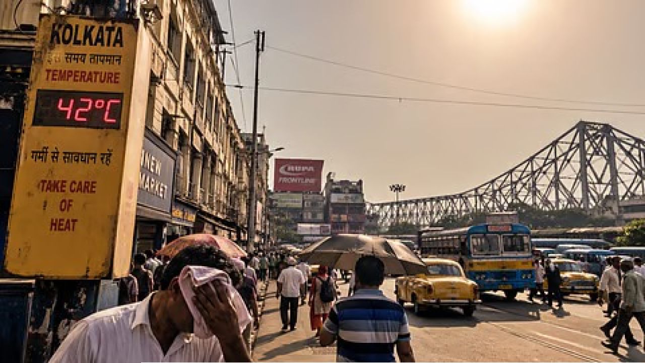 বৃষ্টি নয়, বাড়ছে গরম! কবে বদলাবে দক্ষিণবঙ্গের আবহাওয়া?