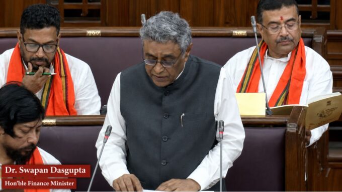 কর্মসংস্থান, উচ্চশিক্ষা ও প্রযুক্তিতে জোর; প্রথম পূর্ণাঙ্গ বাজেটে একাধিক বড় ঘোষণা সরকারের