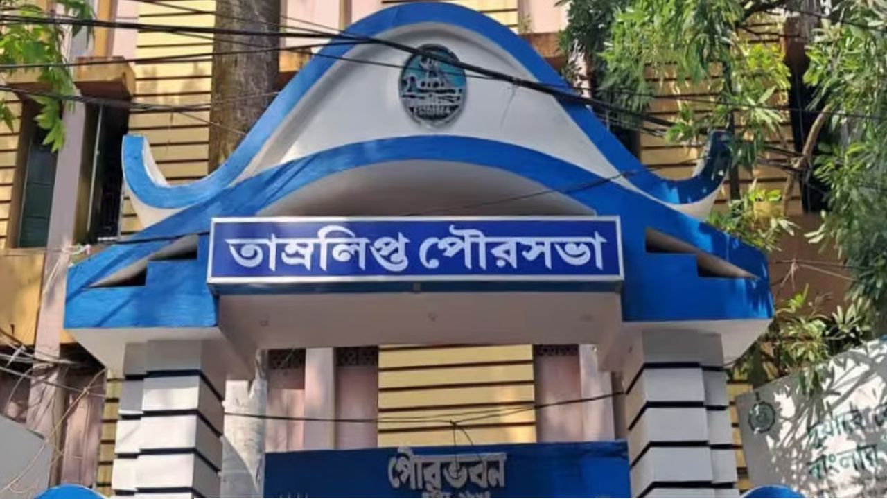 তৃণমূলের গড়েই ফের ইস্তফা, ২০২২-এর পর তৃতীয় চেয়ারম্যান পদ ছাড়লেন বৈদ্যনাথ সিনহা