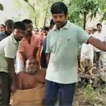 অ্যাম্বুল্যান্স তো দূর অস্ত, হাঁটার উপায় নেই! রোগীকে চটের বস্তায় ঝুলিয়ে হাসপাতালের পথে পরিবার, শিউরে উঠল সন্দেশখালি