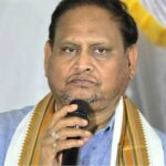 তলব এড়িয়ে ওসিকে বাবা-মা তুলে আক্রমণ হুমায়ুনের, হাজার সমর্থক নিয়ে থানায় যাওয়ার হুঁশিয়ারি