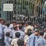 বারুইপাড়া স্কুলে জলসংকটের জেরে পড়ুয়াদের বিক্ষোভ, অবরোধে উত্তপ্ত এলাকা