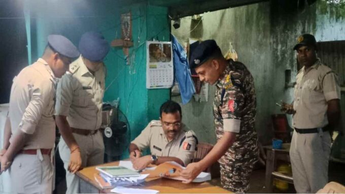 নাকা পয়েন্টে ‘ডিজিটাল পাহারা’, কয়লা মাফিয়াদের বিরুদ্ধে জিরো টলারেন্স নীতিতে বড় বার্তা পুরুলিয়া পুলিশের