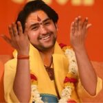 বাগেশ্বর বাবার ছবি জ্বালিয়েই চরম বিপত্তি! মুখ্যমন্ত্রীর কড়া হুঁশিয়ারির কয়েক ঘণ্টাতেই মধ্যরাতে শ্রীঘরে এক