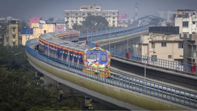 Kolkata Metro: বছরের শুরুতেই ধামাকা! এবার গড়িয়া থেকে সোজা সেক্টর ফাইভ, জট কাটিয়ে চালু হচ্ছে নতুন মেট্রো রুট