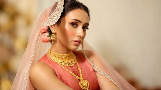Mimi Chakraborty: এবার কি সত্যিই ছাদনাতলায় মিমি? ডিসেম্বরের বিয়ের গুঞ্জনের নেপথ্যে কী?