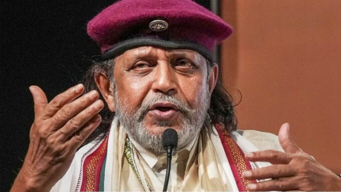 Mithun Chakraborty: বাংলার ফুটবলে কি ফিরবে পুরনো 'জোশ’? ১৫ বছর পর সেই স্বপ্ন বাস্তবায়নে ময়দানে মিঠুন